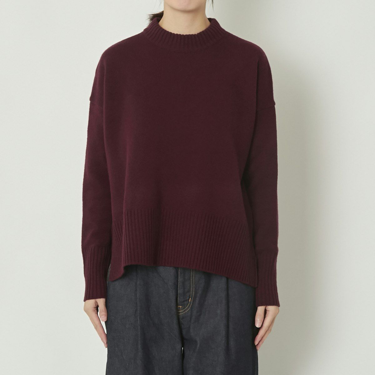 ダークバイオレット